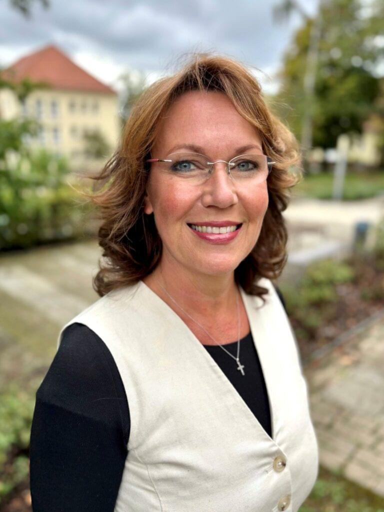 Prof. Dr. Cordula Borbe